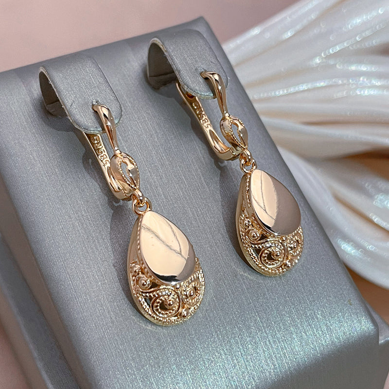 Boucles d'oreilles élégantes en or