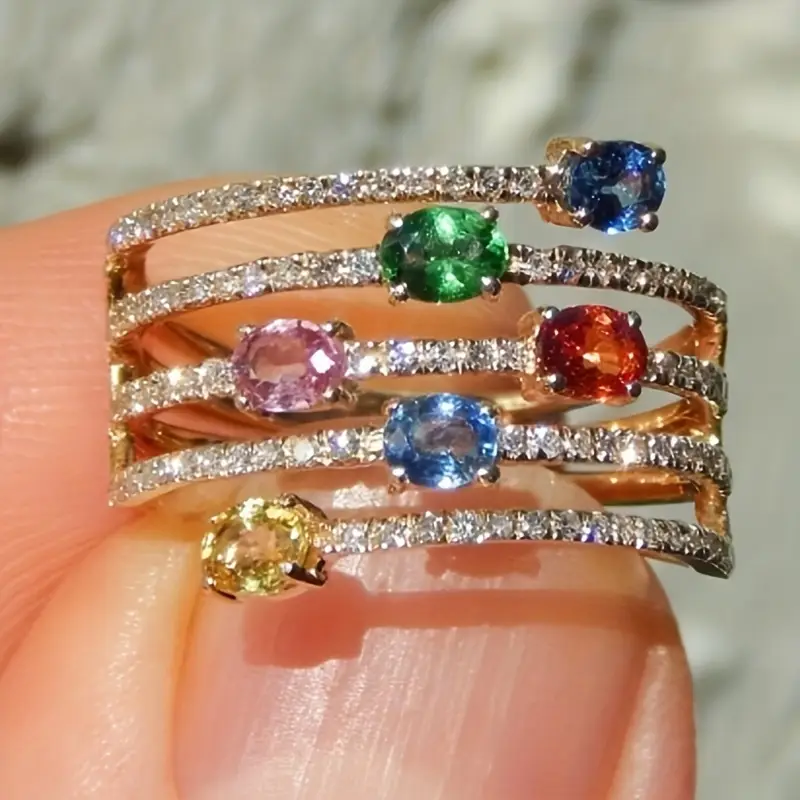 Bague en argent avec des cristaux colorés