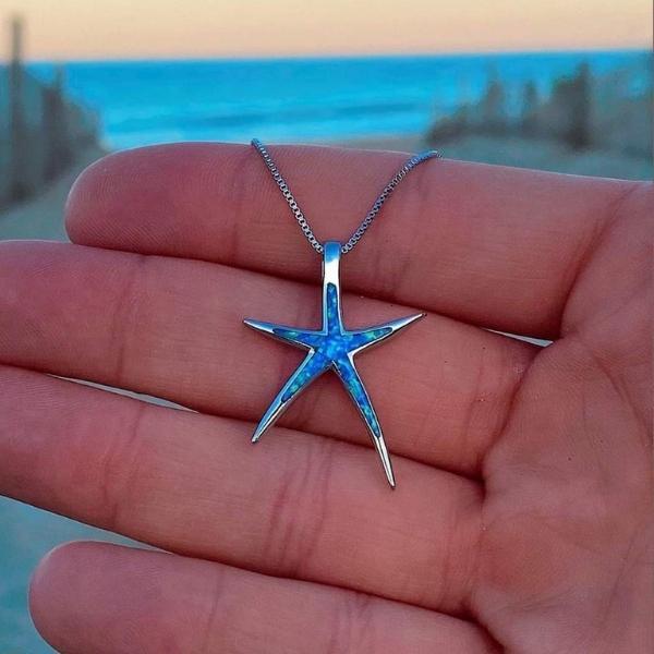 Collier en argent avec pendentif étoile de mer en opale bleue