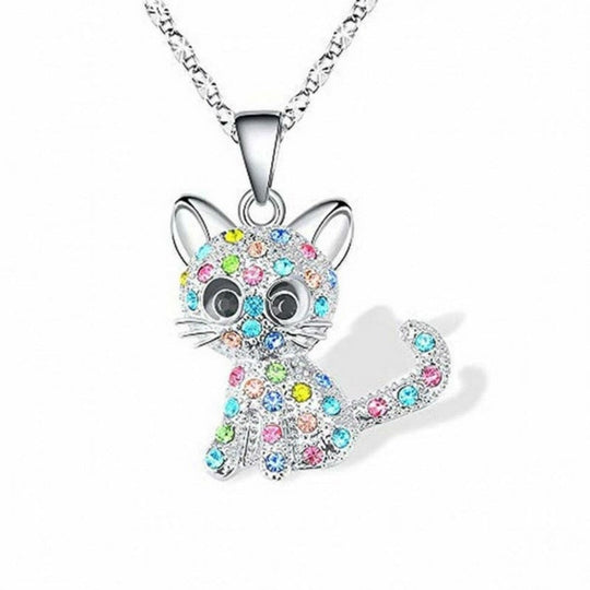 Collier en argent avec pendentif en forme de chat et pierres de zirconium colorées