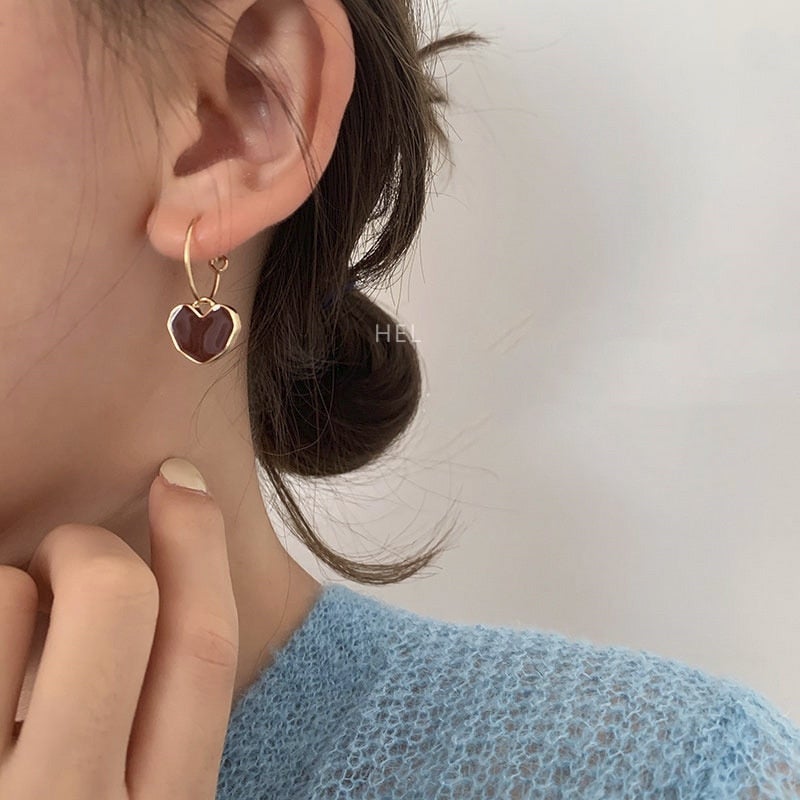 Boucles d'oreilles « cœur rouge »
