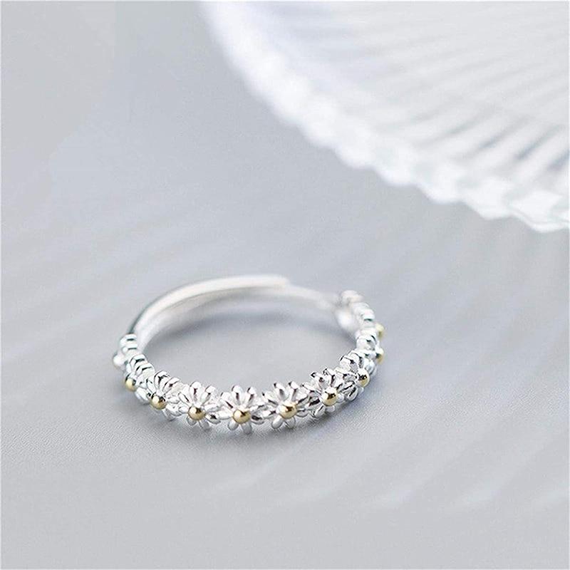 Bague en argent ajustable avec marguerite en émail peinte à la main