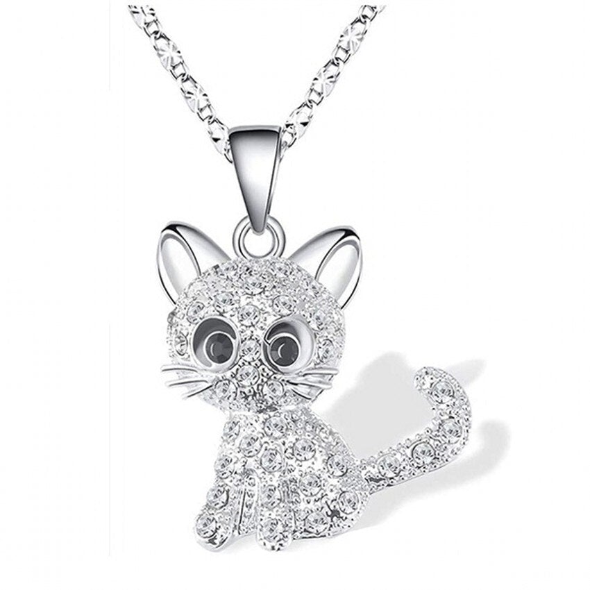 Collier en argent avec pendentif en forme de chat et pierres de zirconium colorées