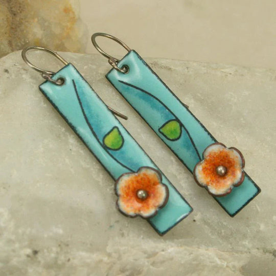 Boucles d'oreilles florales en émail