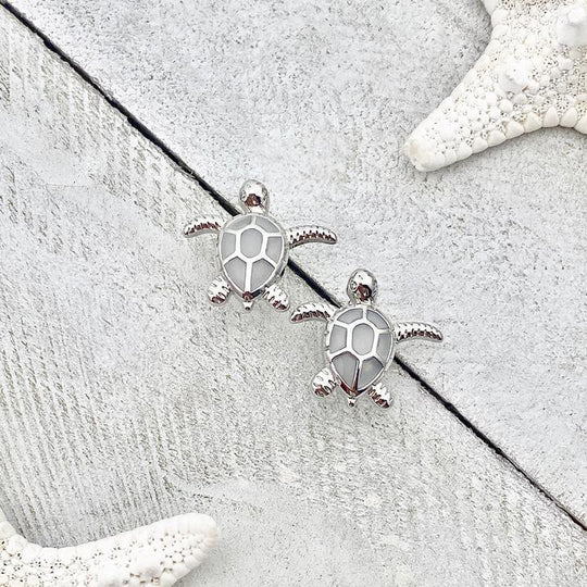 Boucles d'oreilles en opale et argent avec tortue de mer